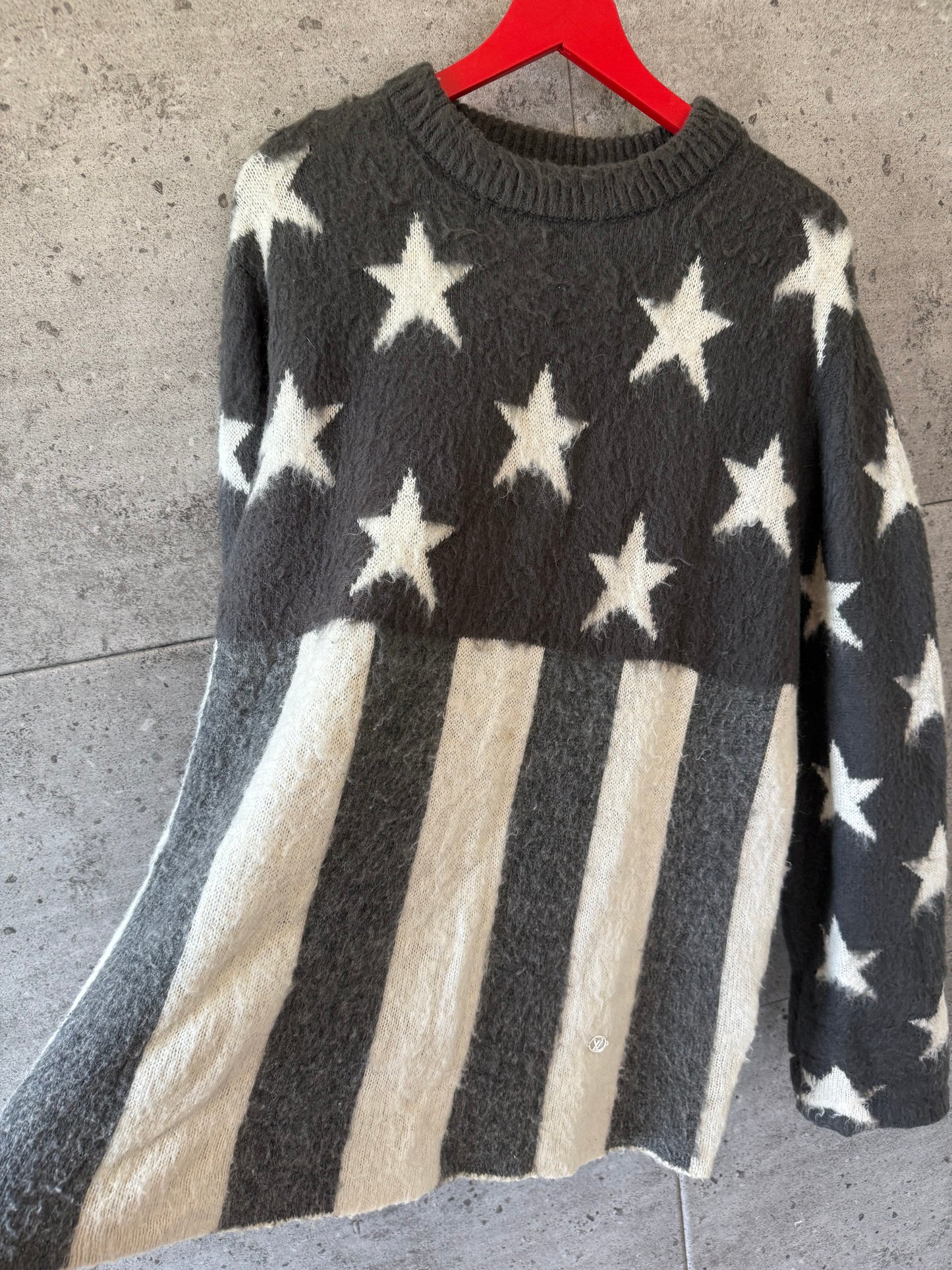 Louis Vuitton Virgil Abloh American flag mohair sweater