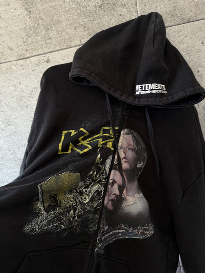 Vetements titanic kiss zip up