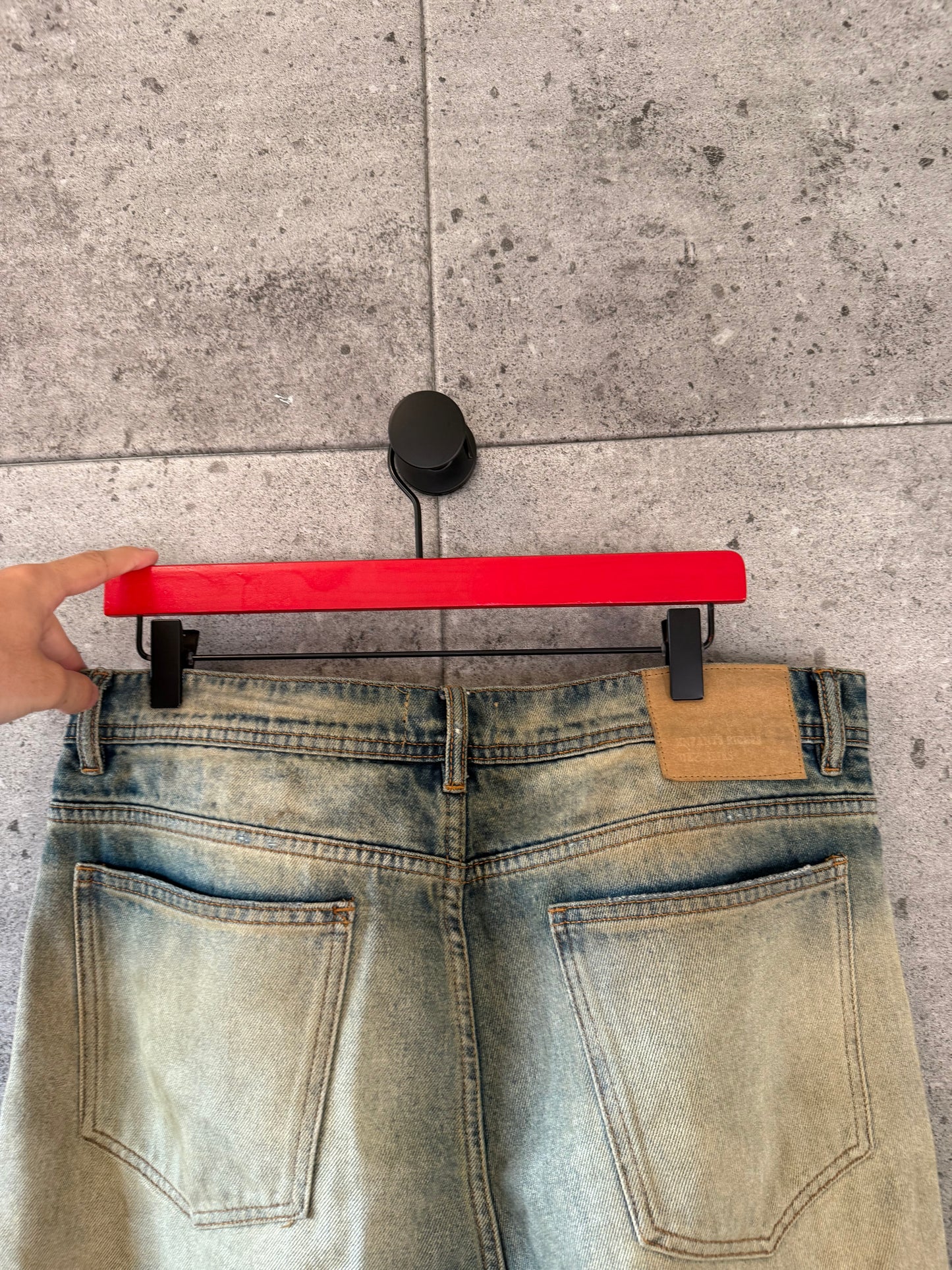 Enfants riches deprimes corpse pose denim