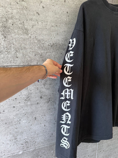 Vetements gothic longsleeve t shirt