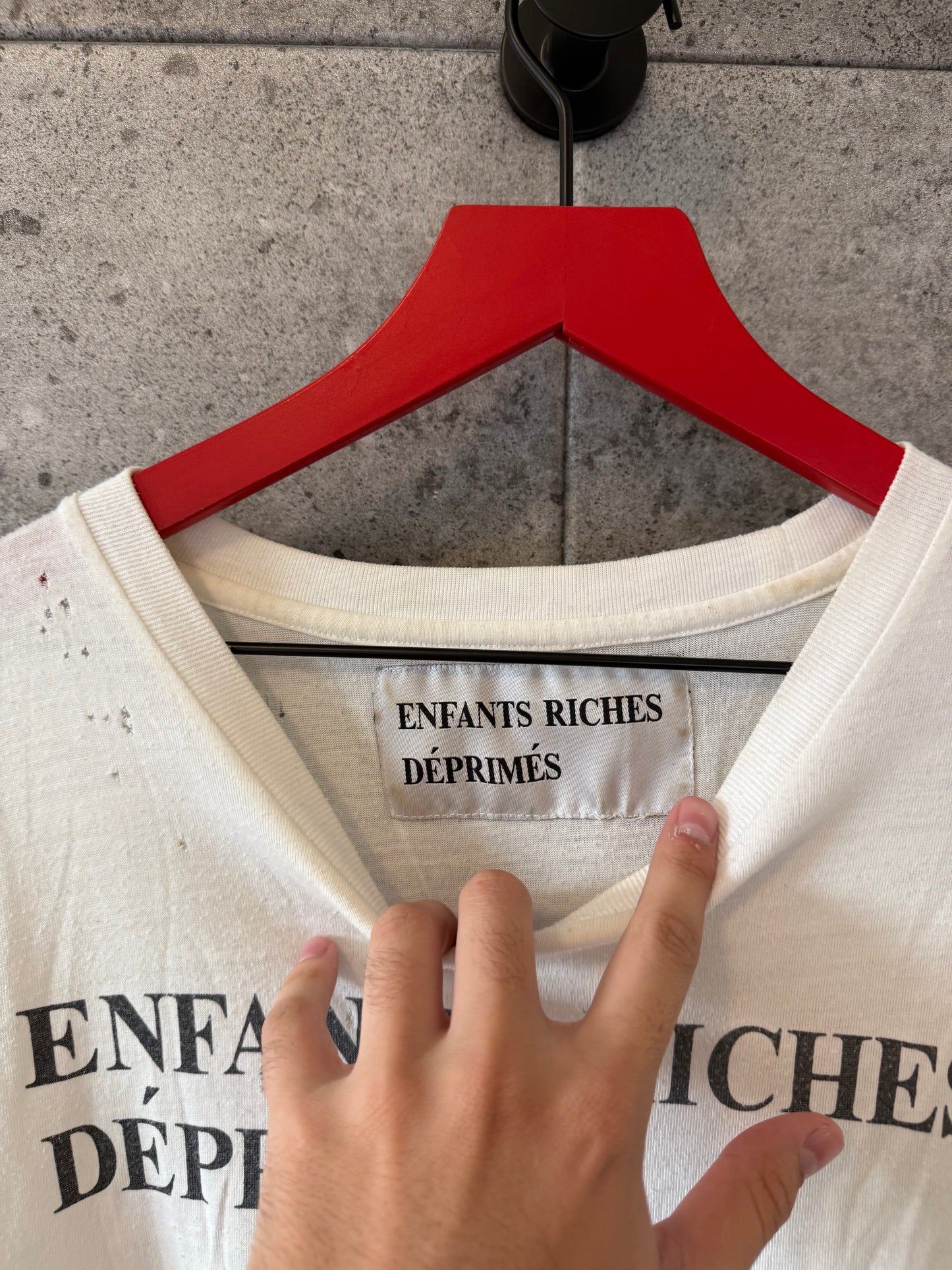 Enfants riches deprimes thrashed og logo t shirt