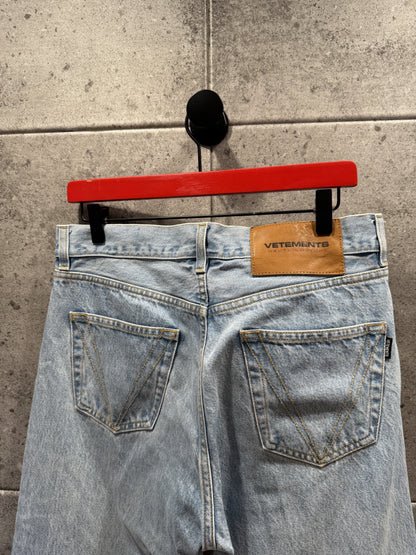 Vetements Logo Jeans