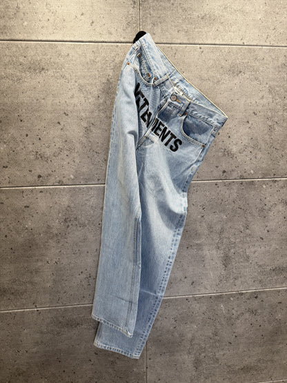 Vetements Logo Jeans