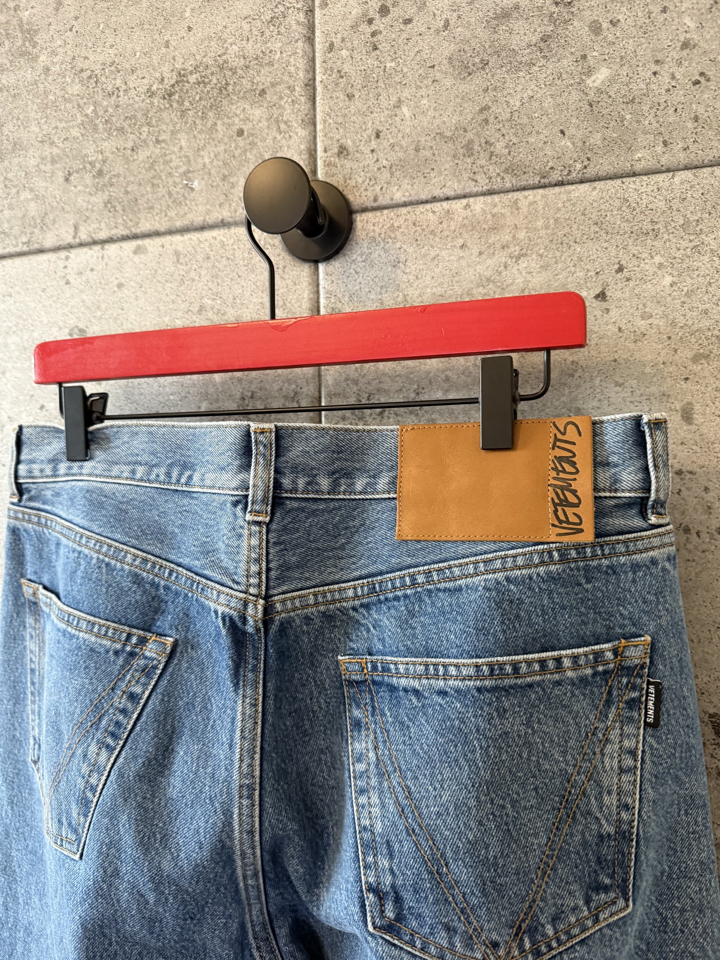 Vetements censored logo denim