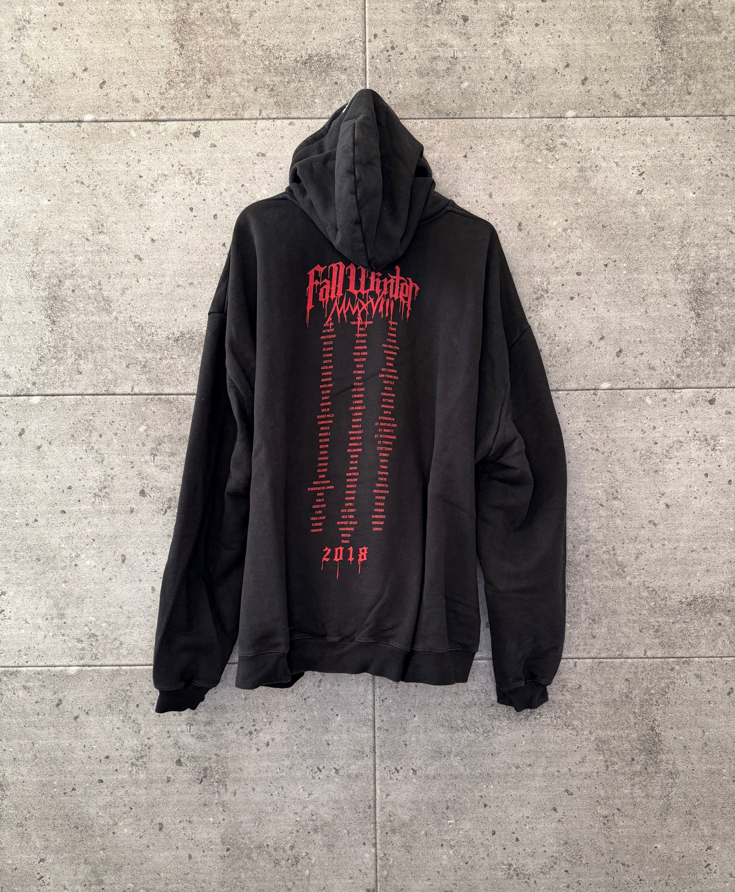 Vetements metal tour hoodie