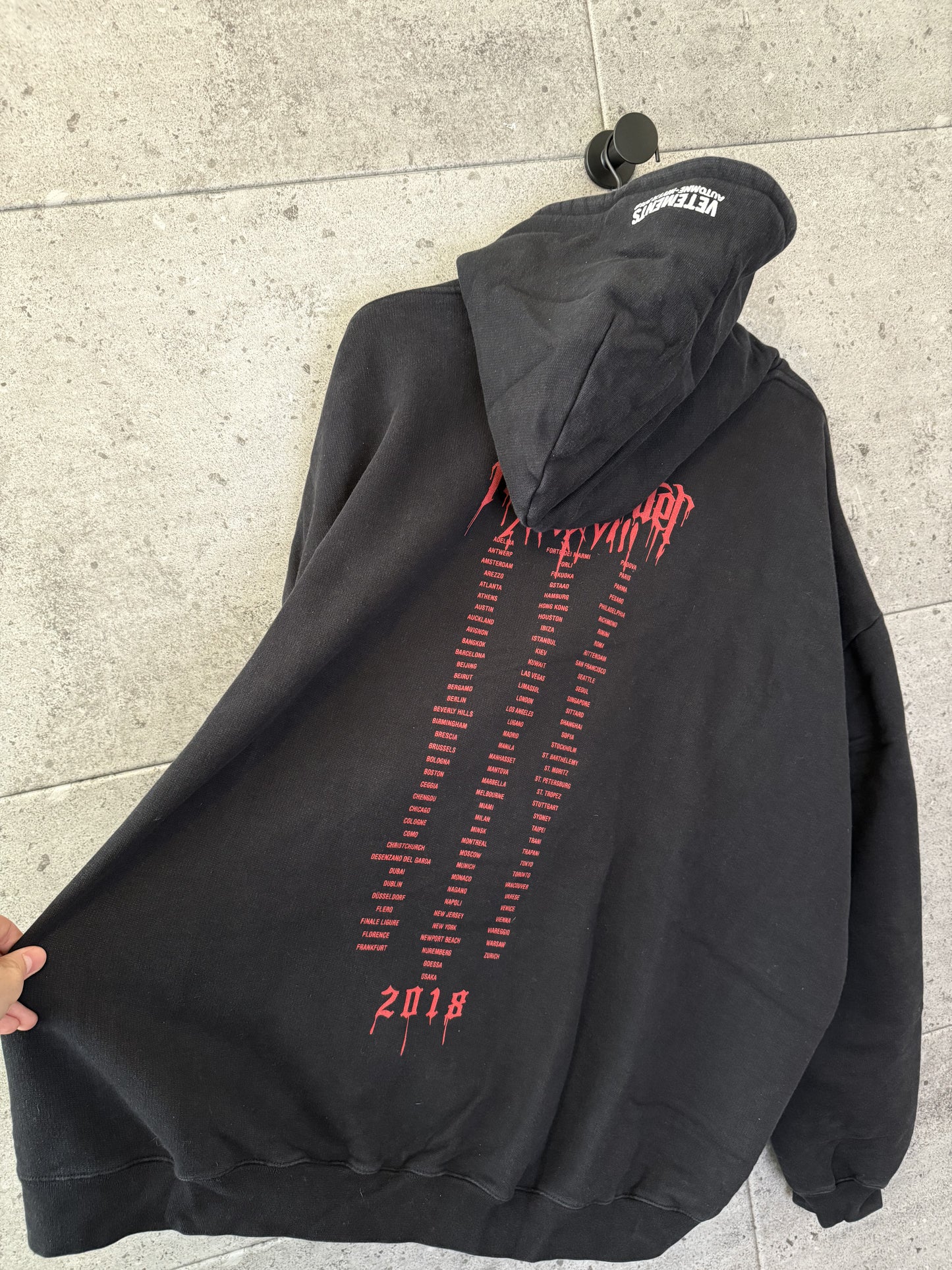 Vetements metal tour hoodie