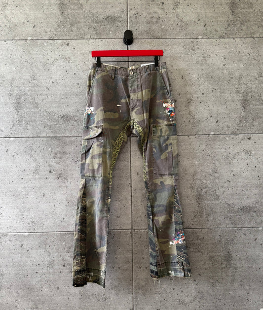 Gallery Dept camo La flares