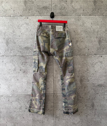 Gallery Dept camo La flares