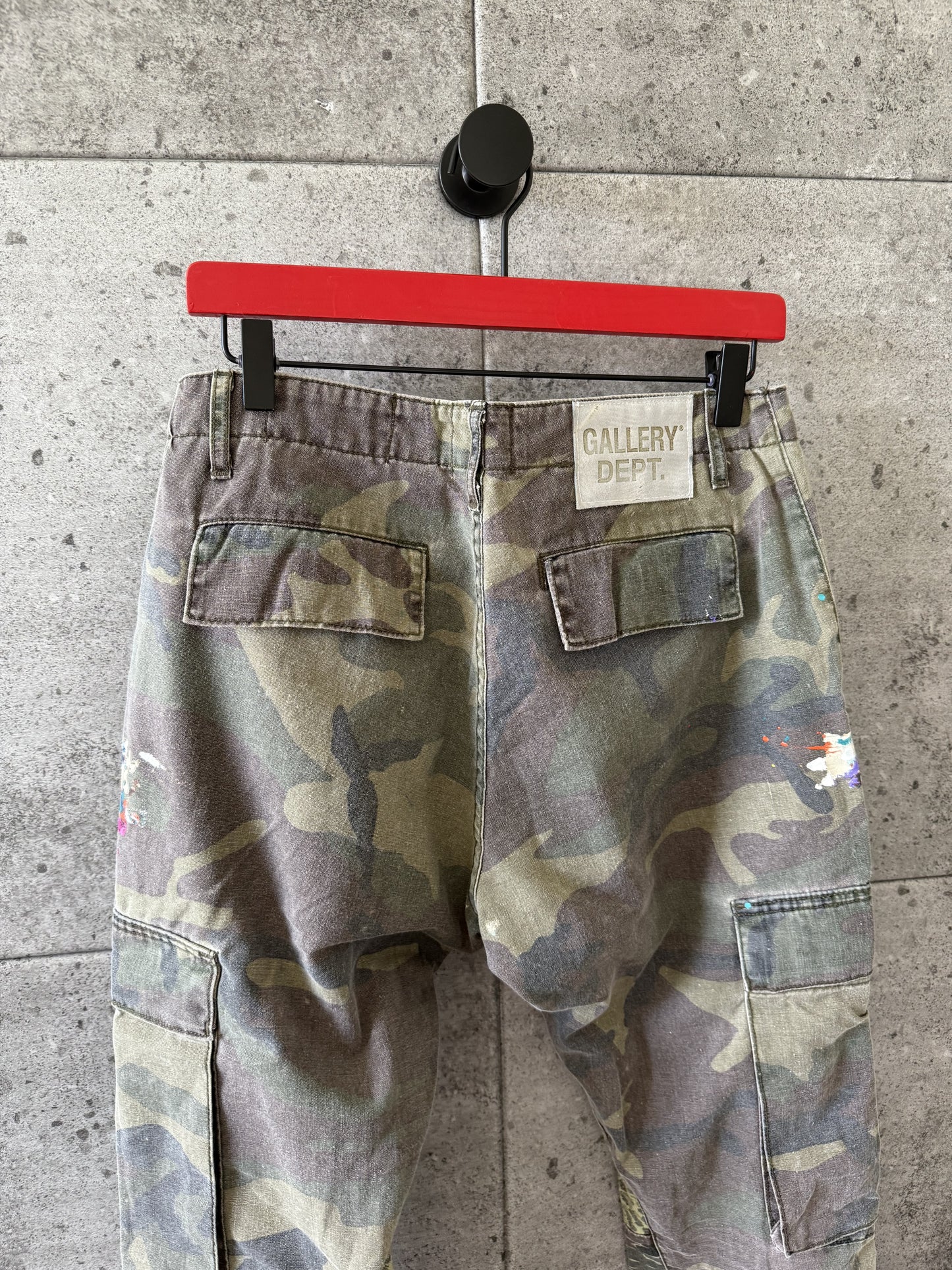 Gallery Dept camo La flares