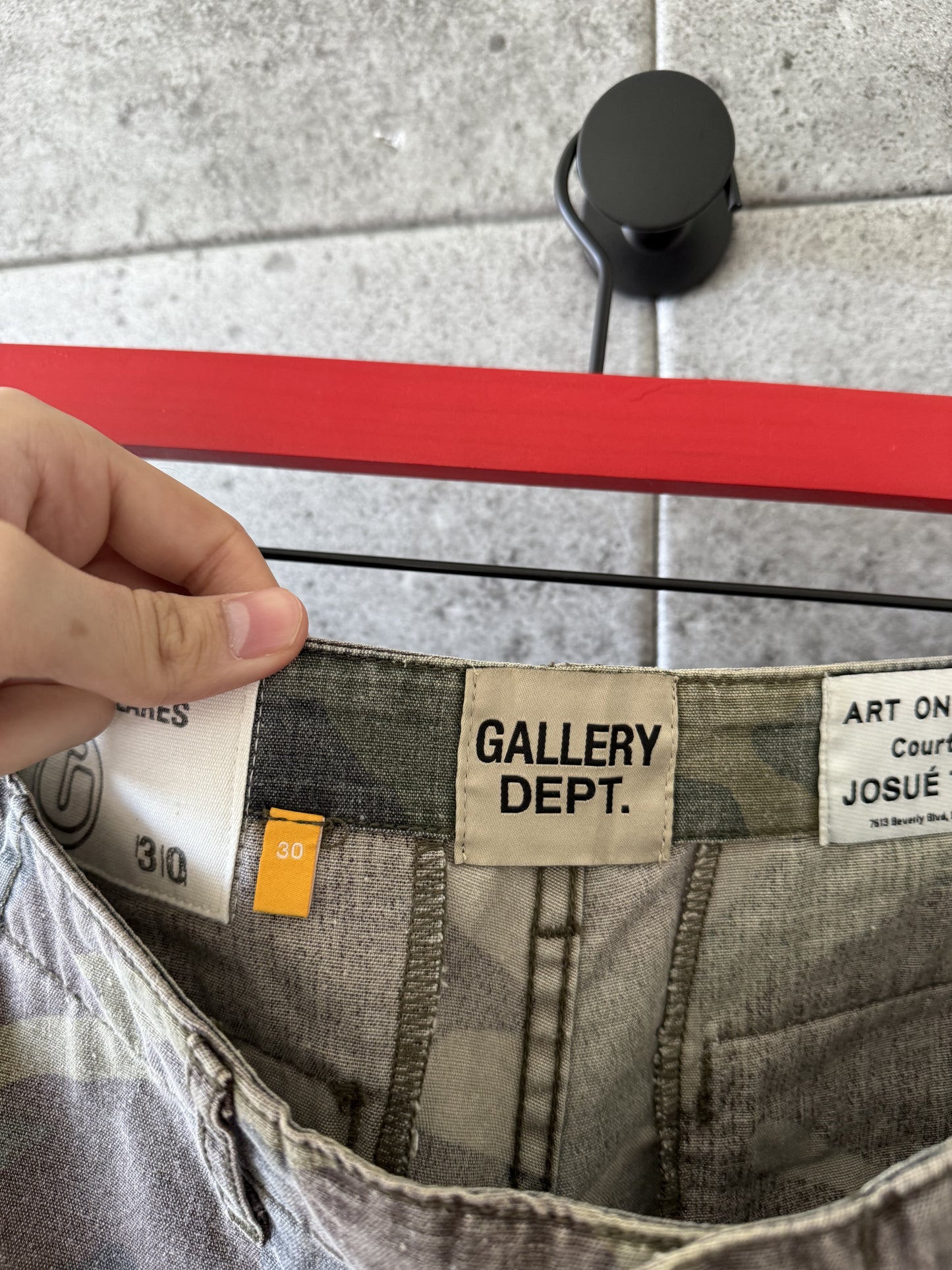 Gallery Dept camo La flares