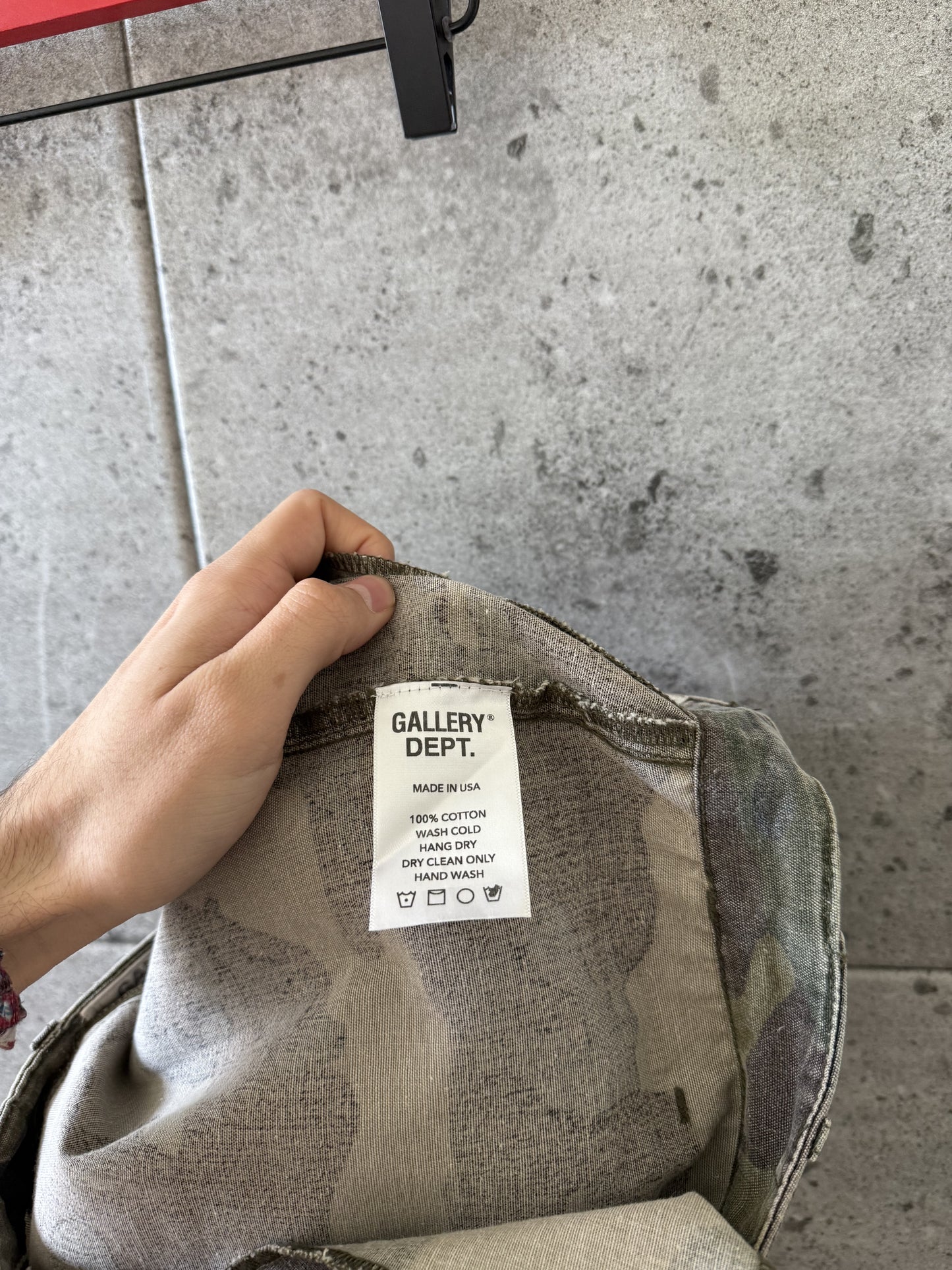 Gallery Dept camo La flares